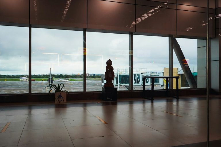 10 reasons people who travel alone say they understand themselves better than people who never do