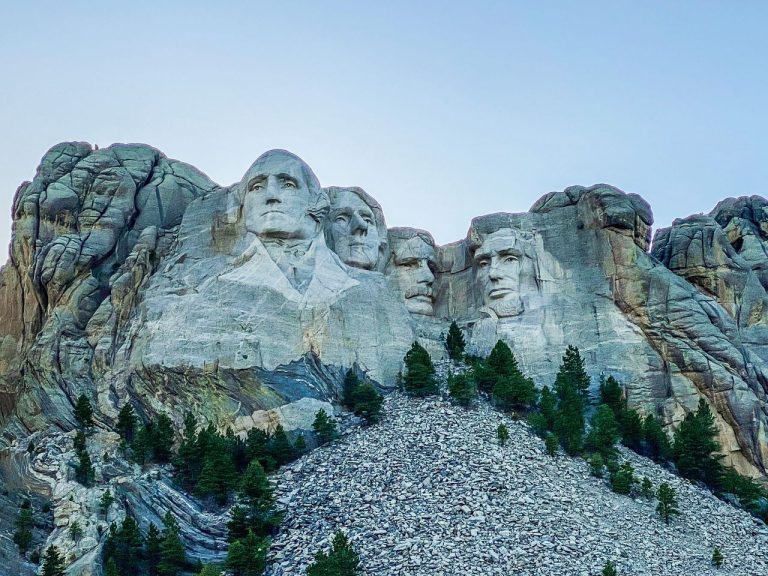 Famous Landmarks Across the US That Almost Never Got Built. Have You Visited These?