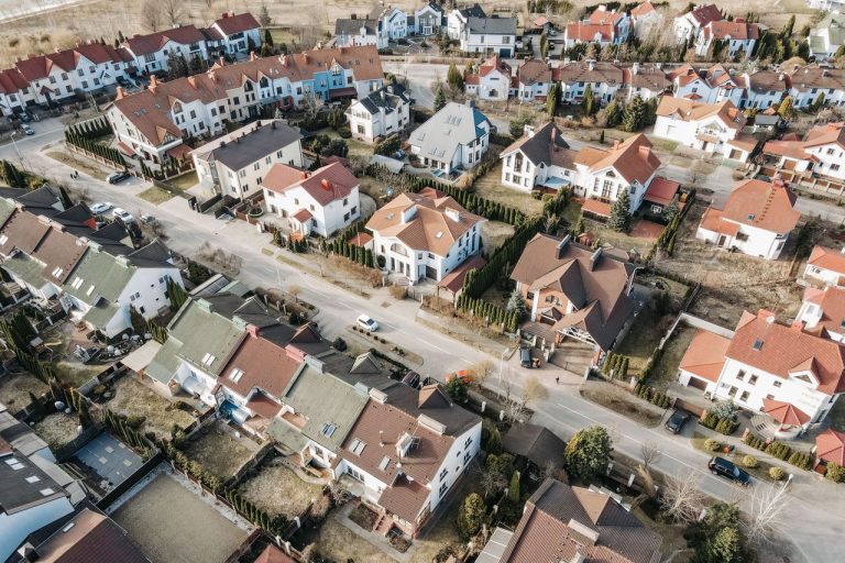 These 5 American Cities Have the Highest Property Taxes in the Country, but are the People in these cities Getting their Money’s Worth?