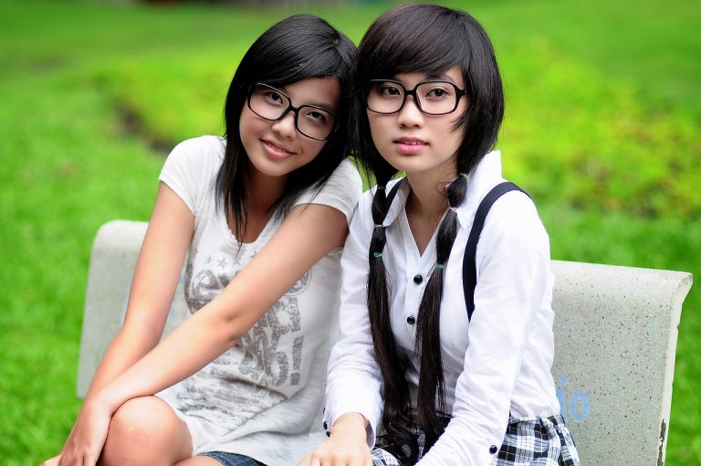 The Friendship Pattern That Looks Normal But Therapists Say Is Slowly Draining Your Mental Health