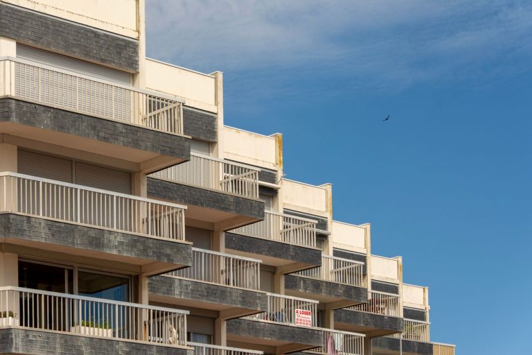 Florida was Ranked Among Top 3 States in Financial Distress and Residents Cannot Agree on Why