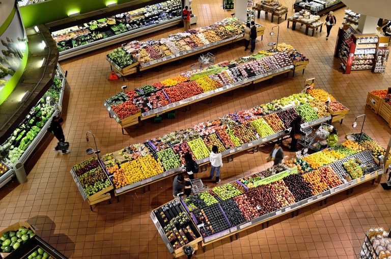 500 Teens Swarmed a Colorado Grocery Store. What Happened Next Left Locals on Edge